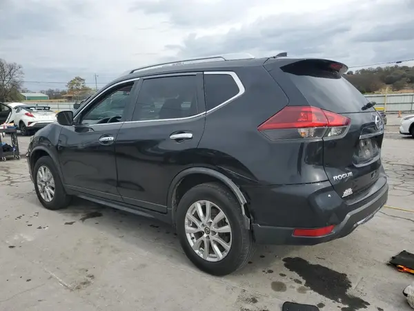 KNMAT2MV6JP538515 2018 NISSAN ROGUE - Image 2