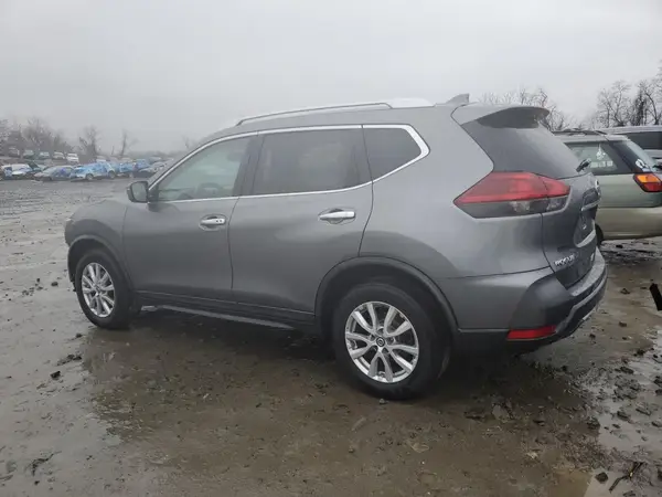 KNMAT2MV6JP541138 2018 NISSAN ROGUE - Image 2