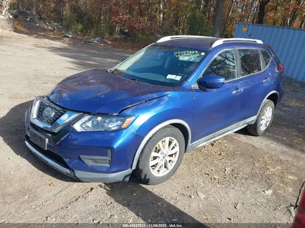 KNMAT2MV6JP542550 2018 NISSAN ROGUE - Image 2