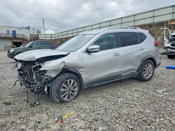 KNMAT2MV6JP544461 2018 NISSAN ROGUE - Image 1