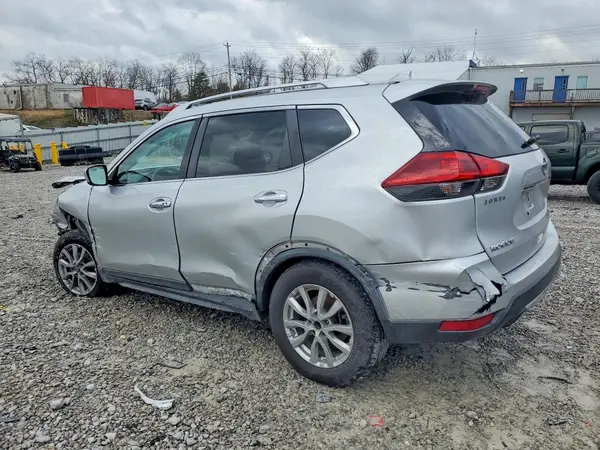 KNMAT2MV6JP544461 2018 NISSAN ROGUE - Image 2