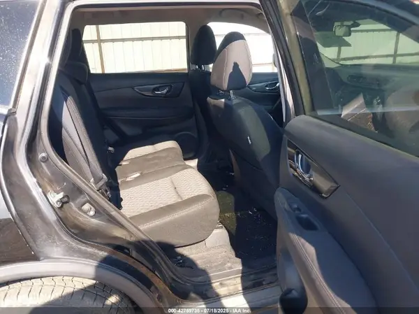 KNMAT2MV6JP545495 2018 NISSAN ROGUE - Image 8