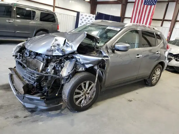KNMAT2MV6JP549806 2018 NISSAN ROGUE - Image 1