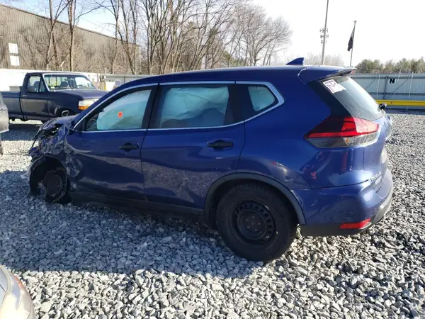 KNMAT2MV6JP550390 2018 NISSAN ROGUE - Image 2