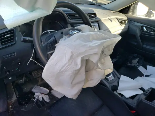 KNMAT2MV6JP550390 2018 NISSAN ROGUE - Image 8