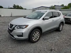 KNMAT2MV6JP557601 2018 NISSAN ROGUE