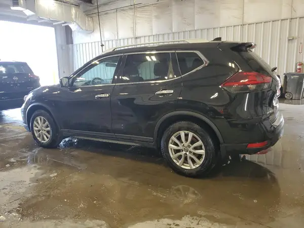 KNMAT2MV6JP558134 2018 NISSAN ROGUE - Image 2