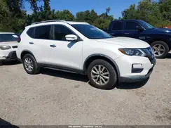KNMAT2MV6JP559221 2018 NISSAN ROGUE