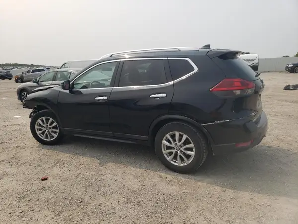 KNMAT2MV6JP562961 2018 NISSAN ROGUE - Image 2