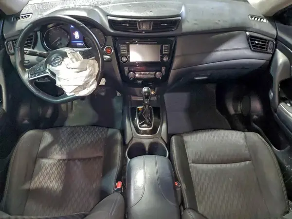KNMAT2MV6JP563401 2018 NISSAN ROGUE - Image 8