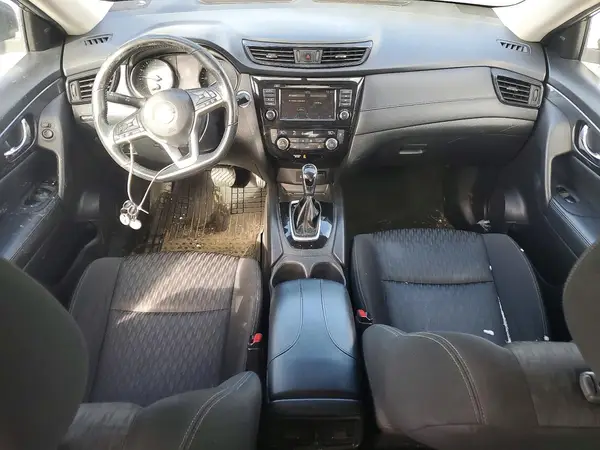 KNMAT2MV6JP568291 2018 NISSAN ROGUE - Image 8