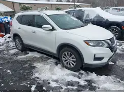 KNMAT2MV6JP569487 2018 NISSAN ROGUE