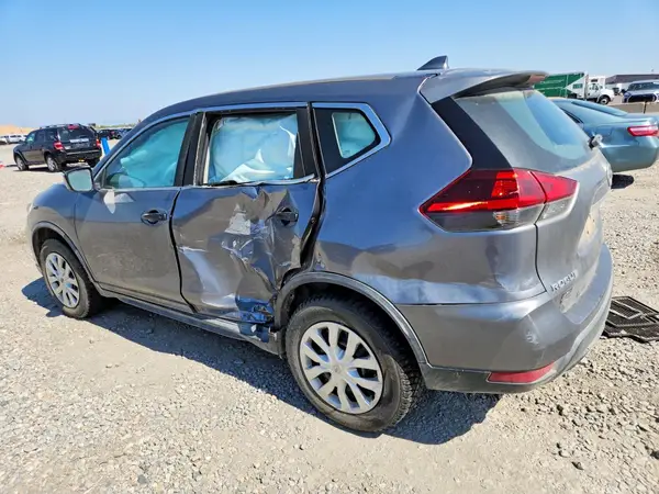 KNMAT2MV6JP572969 2018 NISSAN ROGUE - Image 2