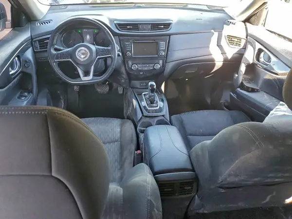 KNMAT2MV6JP577699 2018 NISSAN ROGUE - Image 8