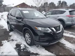KNMAT2MV6JP578223 2018 NISSAN ROGUE