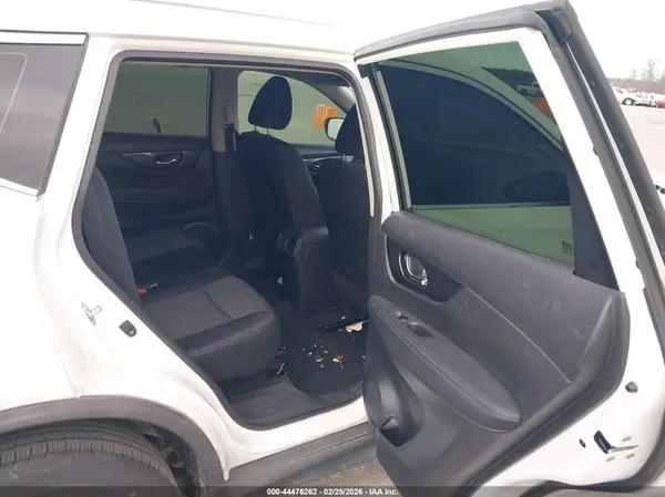 KNMAT2MV6JP586452 2018 NISSAN ROGUE - Image 8