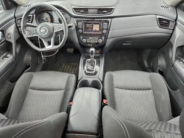 KNMAT2MV6JP588976 2018 NISSAN ROGUE - Image 8
