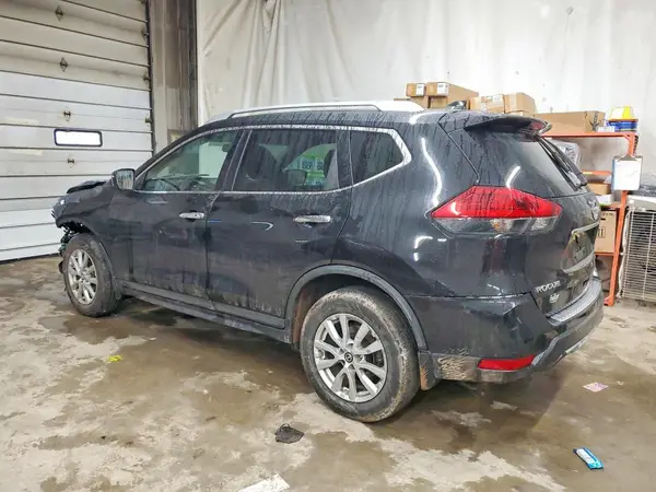 KNMAT2MV6JP589979 2018 NISSAN ROGUE - Image 2