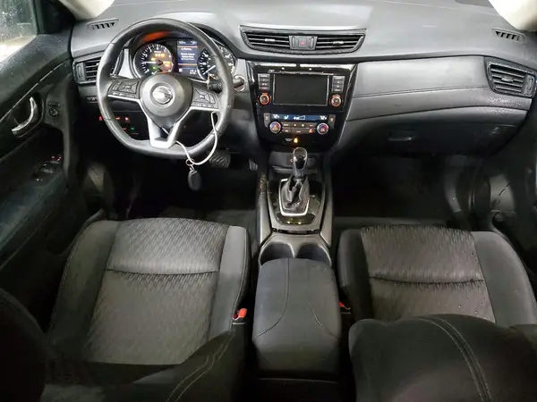 KNMAT2MV6JP589979 2018 NISSAN ROGUE - Image 8