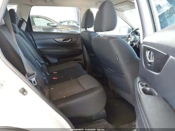 KNMAT2MV6JP591697 2018 NISSAN ROGUE - Image 8
