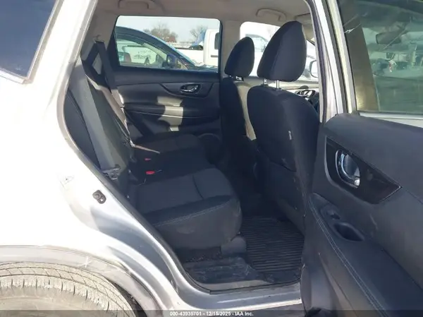KNMAT2MV6JP593093 2018 NISSAN ROGUE - Image 8