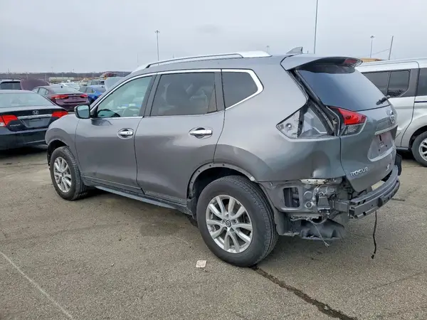 KNMAT2MV6JP596334 2018 NISSAN ROGUE - Image 2