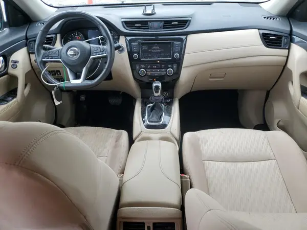 KNMAT2MV6JP597323 2018 NISSAN ROGUE - Image 8