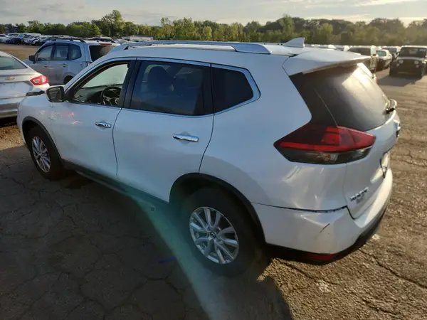 KNMAT2MV6JP597368 2018 NISSAN ROGUE - Image 2