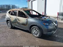 KNMAT2MV6JP602519 2018 NISSAN ROGUE