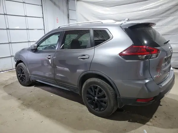 KNMAT2MV6JP603458 2018 NISSAN ROGUE - Image 2