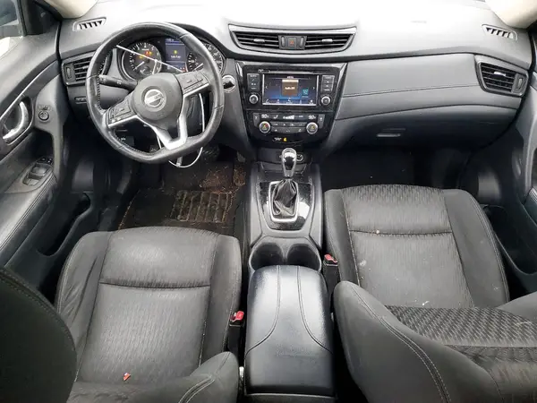 KNMAT2MV6JP616890 2018 NISSAN ROGUE - Image 8