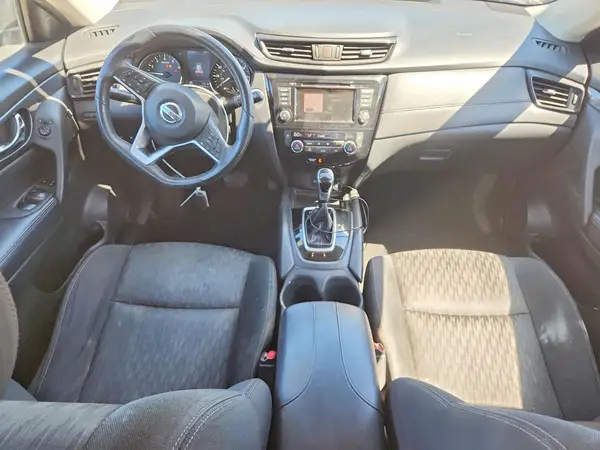 KNMAT2MV6JP620776 2018 NISSAN ROGUE - Image 8