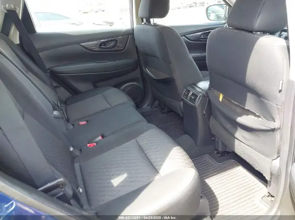 KNMAT2MV6KP533770 2019 NISSAN ROGUE - Image 8