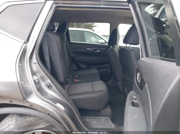 KNMAT2MV6KP540606 2019 NISSAN ROGUE - Image 8