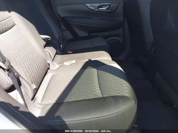 KNMAT2MV6KP544137 2019 NISSAN ROGUE - Image 8