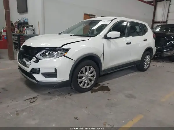KNMAT2MV6KP550634 2019 NISSAN ROGUE - Image 2