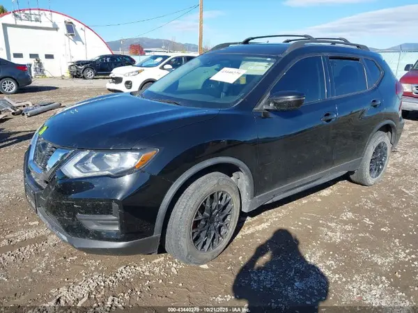 KNMAT2MV6LP512824 2020 NISSAN ROGUE - Image 2