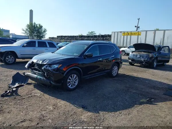 KNMAT2MV6LP521250 2020 NISSAN ROGUE - Image 2