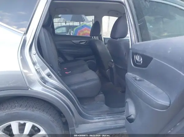 KNMAT2MV6LP523581 2020 NISSAN ROGUE - Image 8
