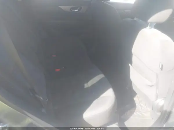 KNMAT2MV7GP601100 2016 NISSAN ROGUE - Image 8