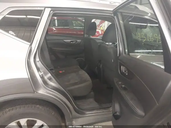 KNMAT2MV7GP639278 2016 NISSAN ROGUE - Image 8