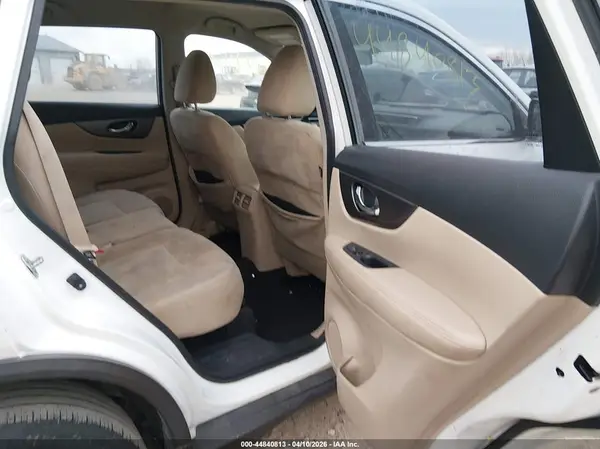 KNMAT2MV7GP640382 2016 NISSAN ROGUE - Image 8