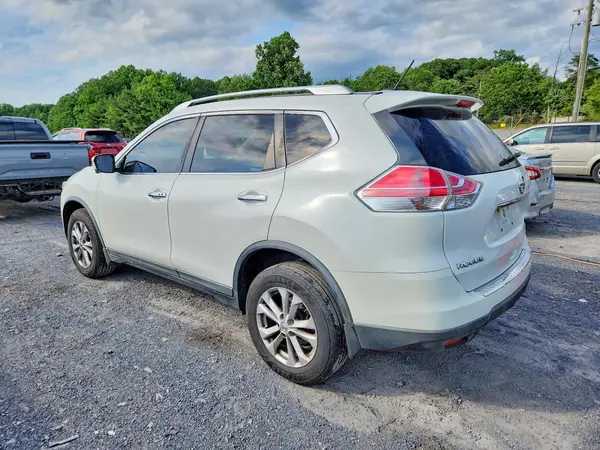 KNMAT2MV7GP656310 2016 NISSAN ROGUE - Image 2