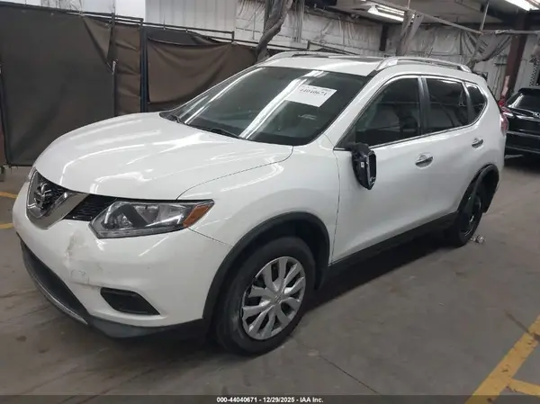 KNMAT2MV7GP656968 2016 NISSAN ROGUE - Image 2