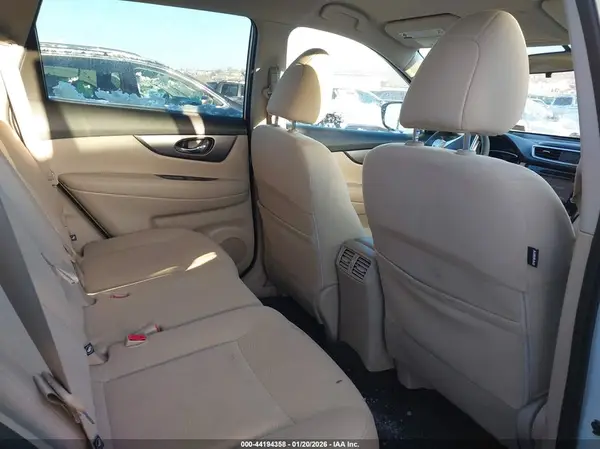KNMAT2MV7GP657697 2016 NISSAN ROGUE - Image 8