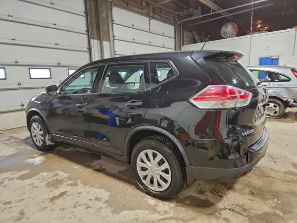 KNMAT2MV7GP666187 2016 NISSAN ROGUE - Image 2