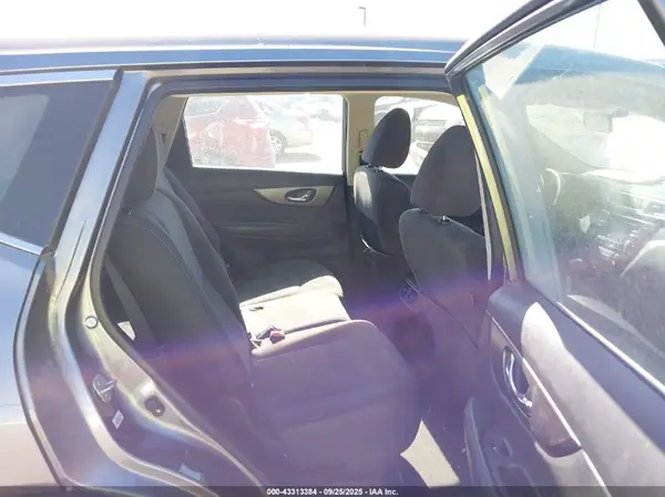KNMAT2MV7GP666383 2016 NISSAN ROGUE - Image 8