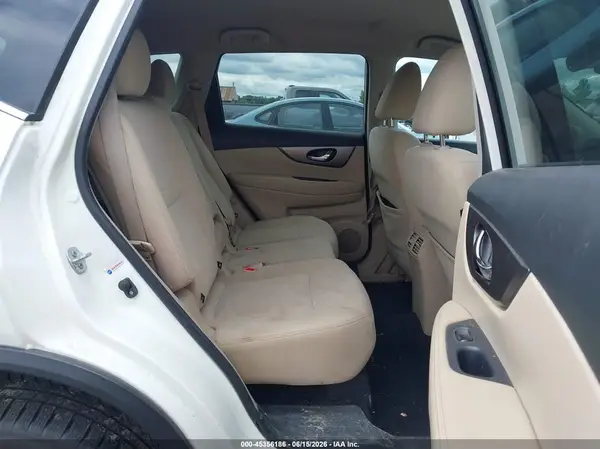 KNMAT2MV7GP670627 2016 NISSAN ROGUE - Image 8
