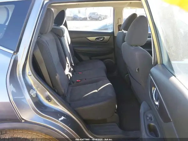 KNMAT2MV7GP670658 2016 NISSAN ROGUE - Image 8