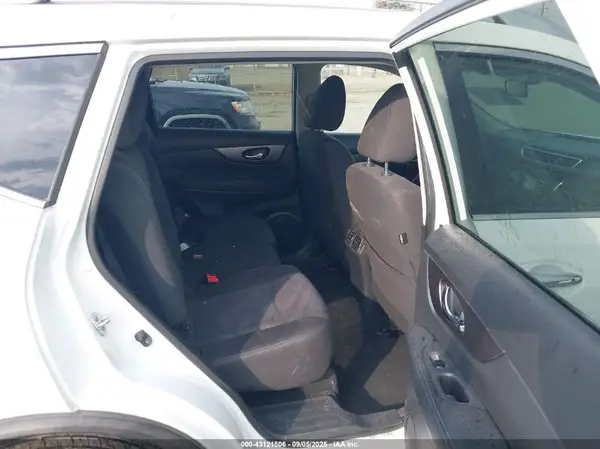KNMAT2MV7GP671681 2016 NISSAN ROGUE - Image 8